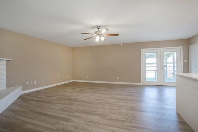 5641 Perrin St, House other with 3 bedrooms, 2 bathrooms and null parking in The Colony TX | Image 9
