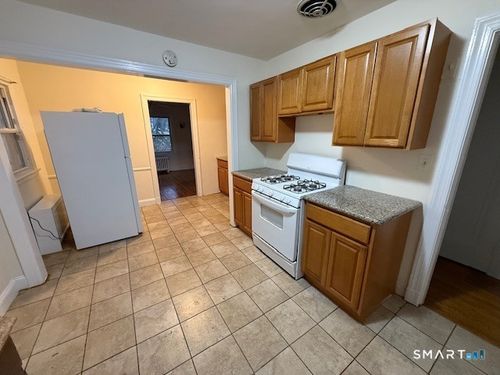 15 Bunker Hill Ave, Waterbury, CT, 06708-2248 | Card Image