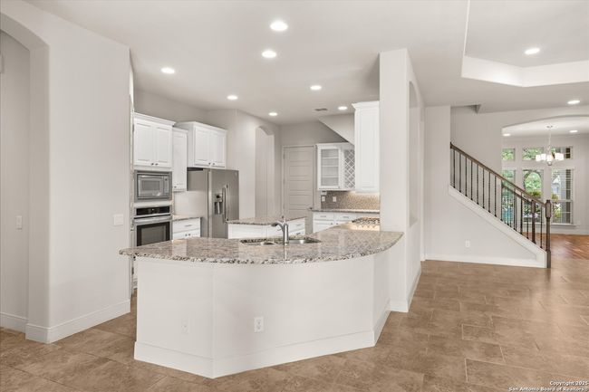 30171 Setterfeld Cir, House other with 4 bedrooms, 4 bathrooms and null parking in Fair Oaks Ranch TX | Image 13