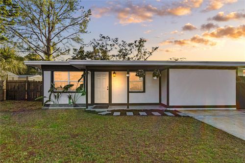 6903 Travis Blvd, TAMPA, FL, 33610-5638 | Card Image