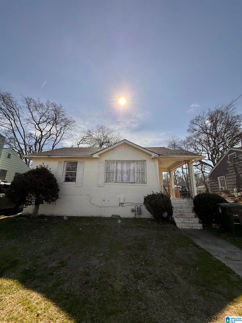 113 16th Ave W, Birmingham, AL, 35204-2027 | Card Image