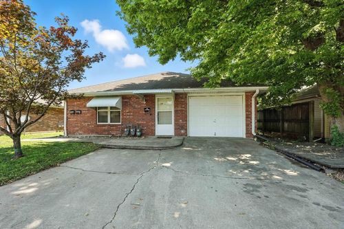 apt-a-206 N Russell St, Odessa, MO, 64076-1398 | Card Image
