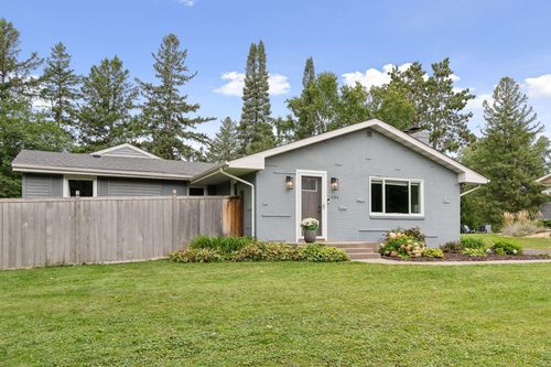 1504 Traymore Rd, Minnetonka, MN, 55305-1648 | Card Image