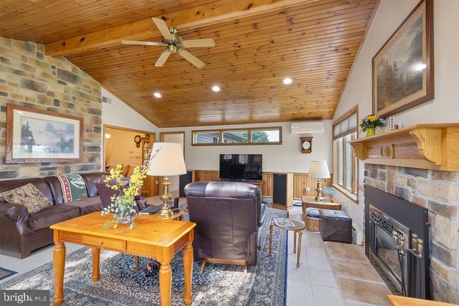 37 Apple Ln, House other with 3 bedrooms, 2 bathrooms and null parking in BIGLERVILLE PA | Image 32