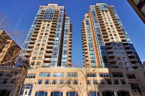 601 - 910 5 Avenue Sw, Home with 1 bedrooms, 1 bathrooms and 1 parking in Calgary AB | Card Image