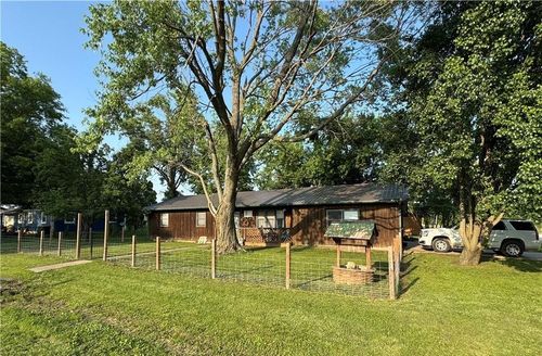 605 N Locust St, Moran, KS, 66755-4089 | Card Image