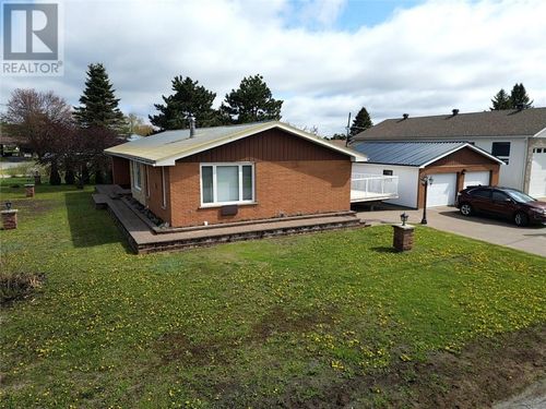 30 Church St, Sturgeon Falls, ON, P2B1G2 | Card Image