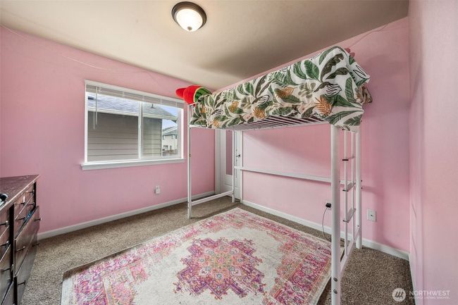 Bedroom #3 with walk-in closet. | Image 19