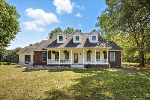 4660 Se Black Jack Rd, Baxter Springs, KS, 66713-3205 | Card Image