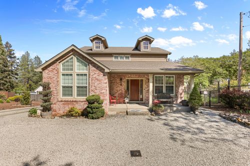 935 Applegate Street, Jacksonville, OR, 97530 | Card Image