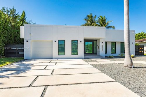 2020 Ne 121st Rd, North Miami, FL, 33181-3309 | Card Image