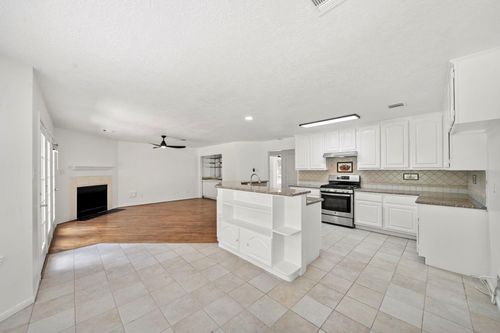 2406 Parkwood Ln, Sugar Land, TX, 77479-2237 | Card Image
