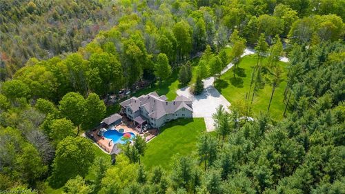 59 Maple St, Walkerton, ON, N0G2V0 | Card Image