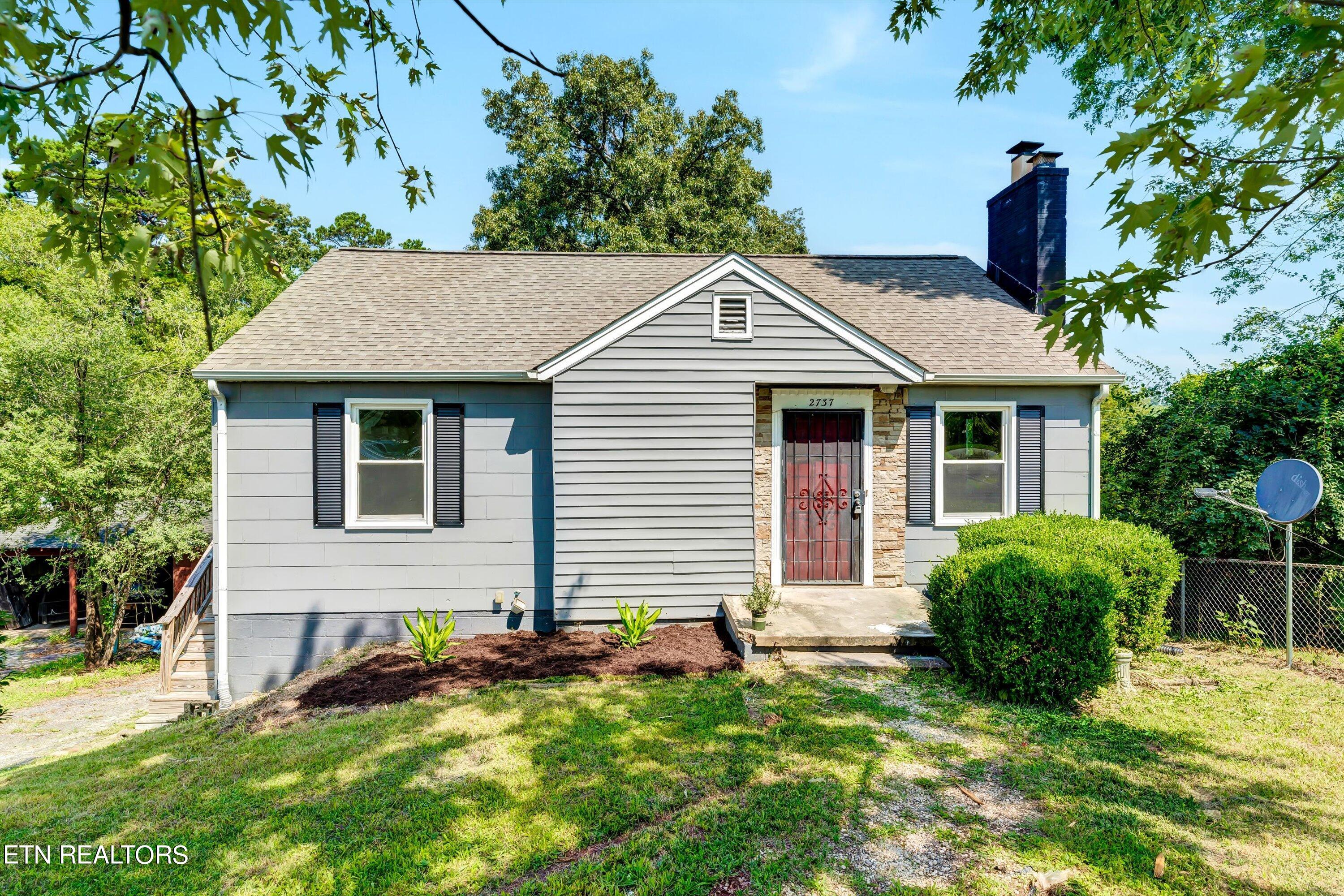 Gaston Ave, Knoxville, TN 37917