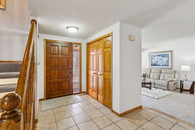5929 Oxford St N, House other with 4 bedrooms, 4 bathrooms and null parking in Shoreview MN | Image 4