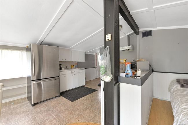 SUITE #6 | Image 36