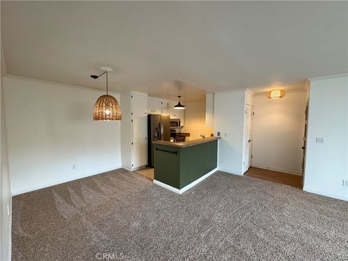 2521 W Sunflower Ave, Santa Ana, CA, 92704-7534 | Card Image