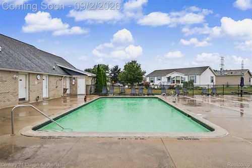 24519 Manchester Dr, Flat Rock, MI, 48134-1888 | Card Image