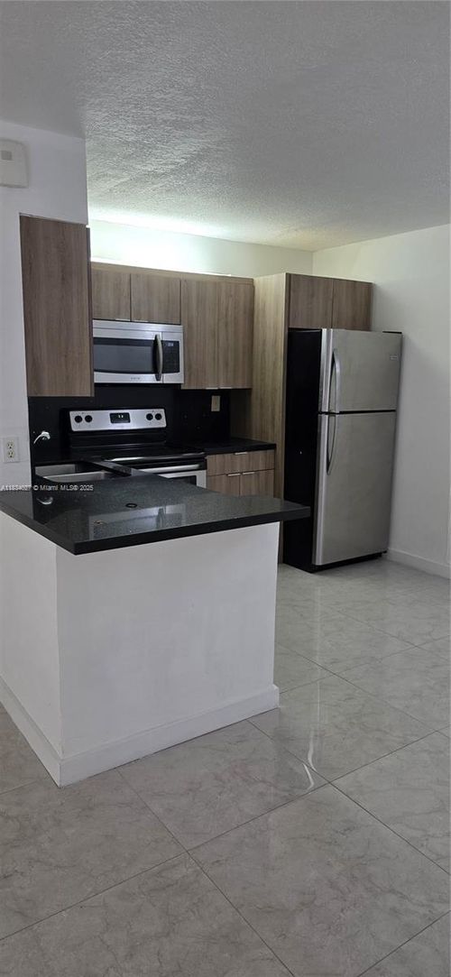 11460-11460 Nw 42nd St, Coral Springs, FL, 33065-7111 | Card Image