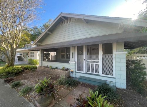 1231 Highland St N, St Petersburg, FL, 33701-1022 | Card Image