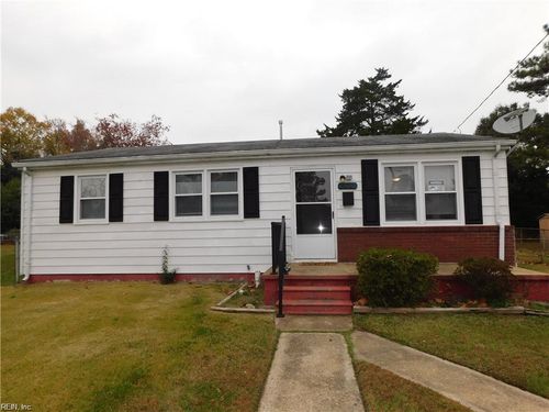 500 Mooney Rd, Chesapeake, VA, 23325-3520 | Card Image