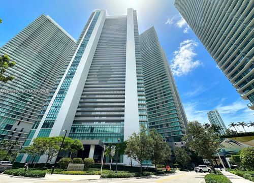 bh6-650 Ne 32nd St, Miami, FL, 33137-4244 | Card Image