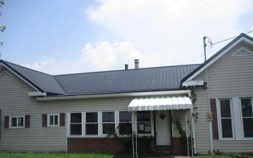 150 Clay St, Vinton, OH, 45686-9062 | Card Image