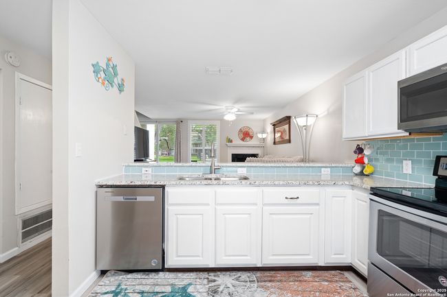 APT-103C - 302 Saint Andrews St, Condo with 2 bedrooms, 2 bathrooms and null parking in Rockport TX | Image 8
