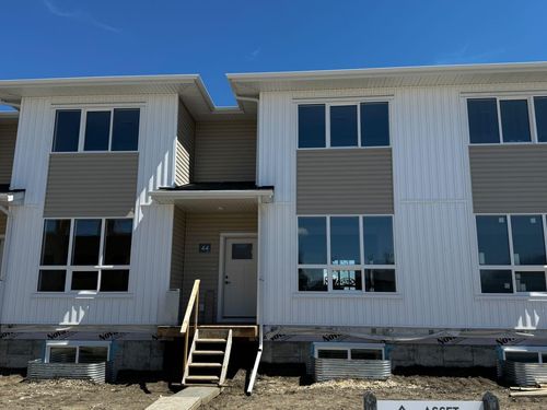 44 Lavelle Close, Red Deer, AB, T4S0S5 | Card Image