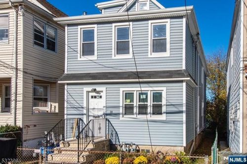 30 Pleasant Ave, Clifton, NJ, 07013-2109 | Card Image