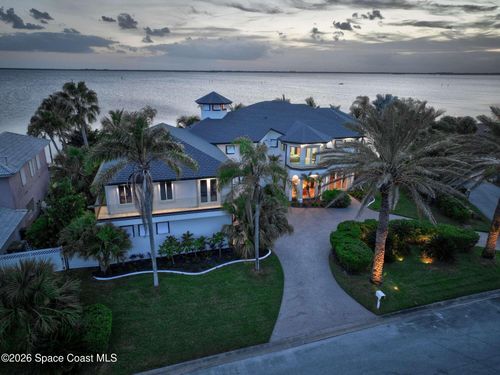2 River Falls Dr, Cocoa Beach, FL, 32931-2396 | Card Image