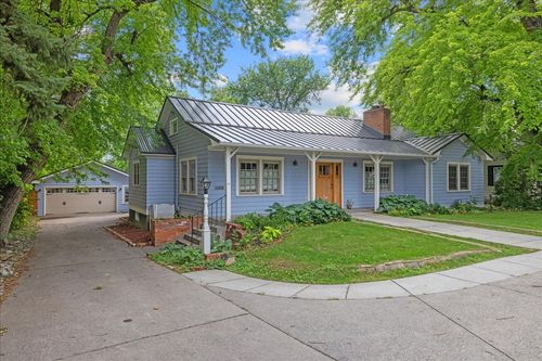 934 Poly Dr, Billings, MT, 59102-1830 | Card Image