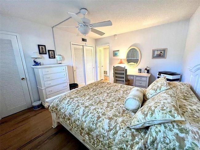 Guest Room | Image 38