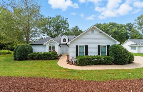 4057 Longford Dr Ne, Marietta, GA, 30066-2081 | Card Image