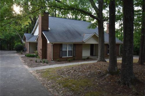 576 Wedgewood Dr, alpharetta, GA, 30009-3743 | Card Image