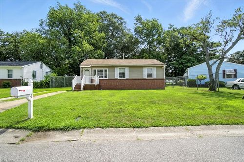 121 Wilson St Street, Portsmouth, VA, 23701 | Card Image