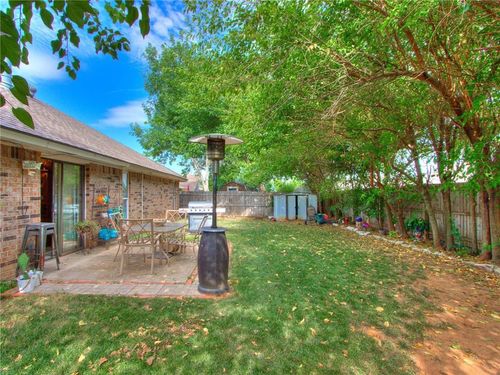11928 Sw Sw7 Th Street, Yukon, OK, 73099 | Card Image