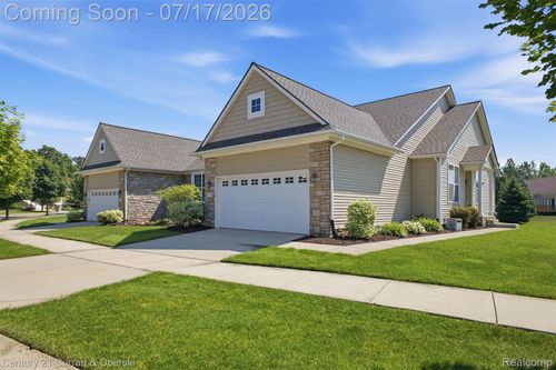 57283 Elk Run W, New Hudson, MI, 48165-8064 | Card Image