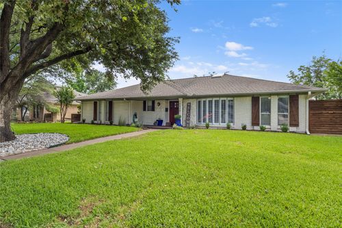 10420 Carry Back Cir, Dallas, TX, 75229-5816 | Card Image