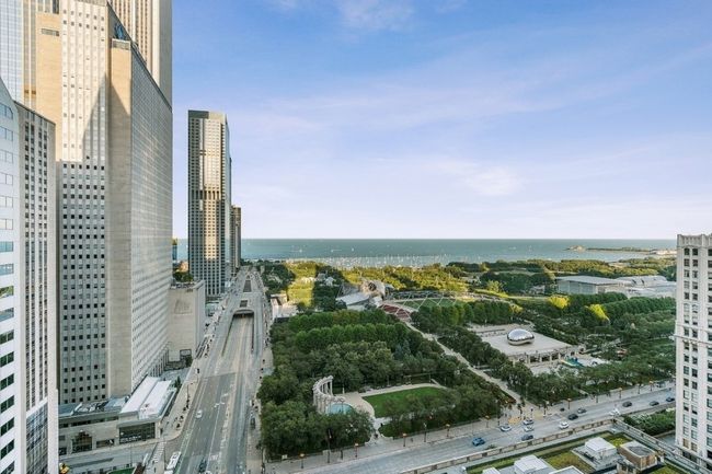 APT-3102 - 130 N Garland Ct, Home with 3 bedrooms, 2 bathrooms and null parking in CHICAGO IL | Image 39