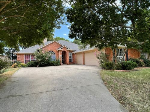 506 Baltusrol Cir, Garland, TX, 75044-5057 | Card Image