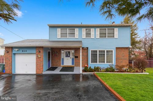 814 Caledonia Street, PHILADELPHIA, PA, 19128 | Card Image