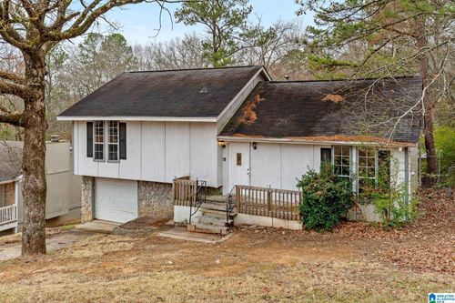 1618 6th Pl Nw, CENTER POINT, AL, 35215-5310 | Card Image