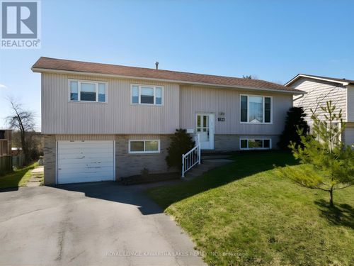 194 Park Street, Brock (Cannington), ON, L0E1E0 | Card Image