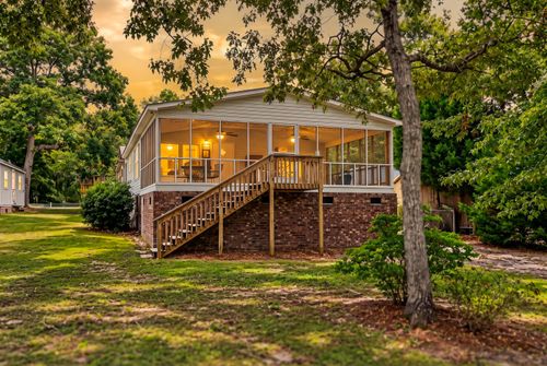 2003 Clubhouse Rd, Summerton, SC, 29148-9415 | Card Image