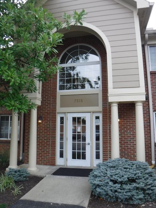7313 Chatham Ct, West Chester, OH, 45069 | Card Image