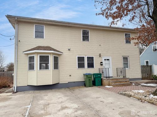 117 Old Post Rd, Edison, NJ, 08817-4593 | Card Image