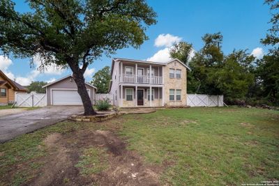 886 Deep Water Dr, House other with 3 bedrooms, 2 bathrooms and null parking in Spring Branch TX | Image 2