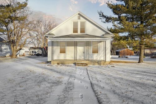 107 Main St, CHANA, IL, 61015-9752 | Card Image