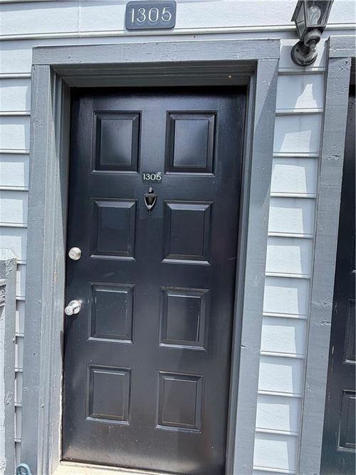 1305 Weatherstone Way Ne, Atlanta, GA, 30324-4641 | Card Image